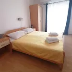 With A Parking Space - 5808 Apartment *