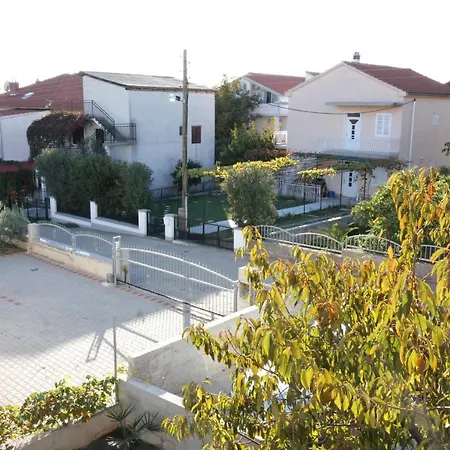 With A Parking Space - 5808 Apartment Vodice